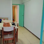 Departamento Centrico Con Balcon A La Calle