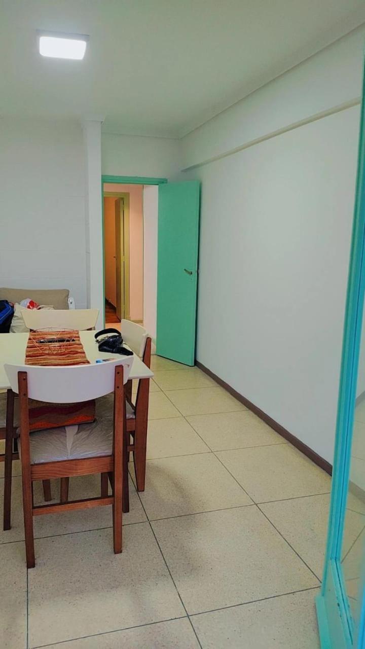 Departamento Centrico Con Balcon A La Calle Apartamento Mar del Plata
